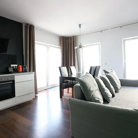 Apartament Apartamenty-wroc Kurkowa 14 *